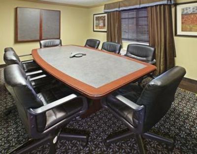 фото отеля Candlewood Suites - Rogers