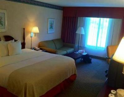 фото отеля Clarion Inn Fairmont (West Virginia)