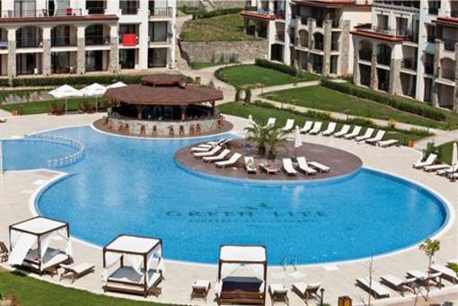 фото отеля Apartments in Green Life Beach Resort