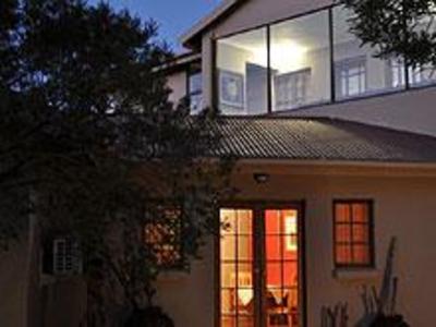 фото отеля Two Bells Guest House Bloemfontein