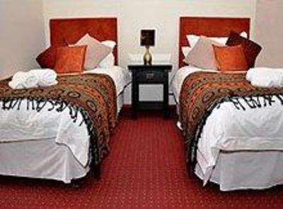 фото отеля Two Bells Guest House Bloemfontein