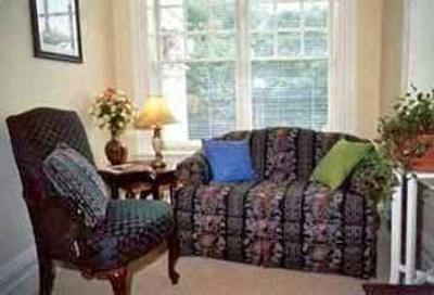 фото отеля Lyndon House Bed & Breakfast