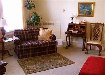фото отеля Lyndon House Bed & Breakfast