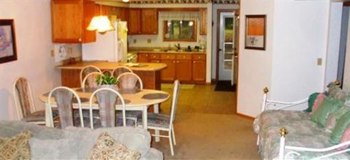фото отеля Lighthouse Cove Resort Wisconsin Dells