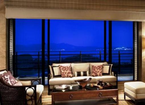 фото отеля The Ritz-Carlton Okinawa