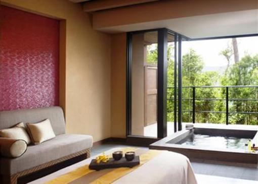 фото отеля The Ritz-Carlton Okinawa