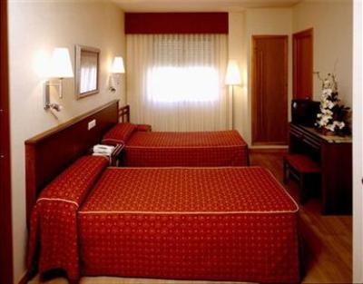 фото отеля Hotel Conquistador Zaragoza