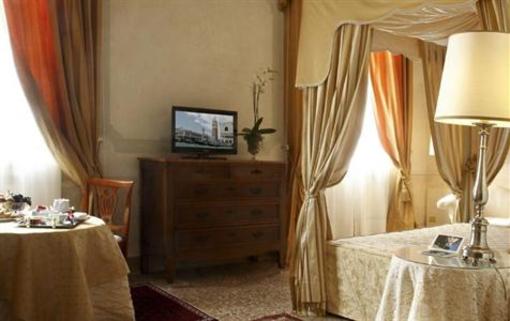 фото отеля Hotel Relais Villa Corner della Regina