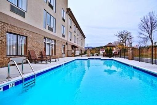 фото отеля Holiday Inn Express Troutville-Roanoke North