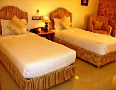 фото отеля Hotel Deoki Niwas Palace