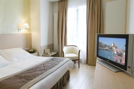 фото отеля Best Western Hotel Carlton Annecy