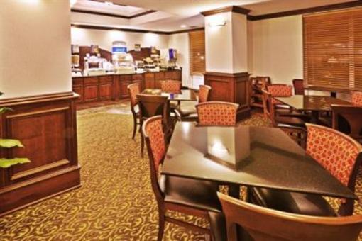 фото отеля Holiday Inn Express Hotel & Suites Catoosa East Tulsa
