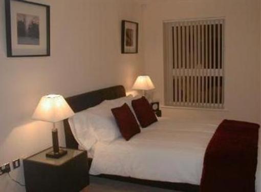 фото отеля Century Wharf Serviced Apartments