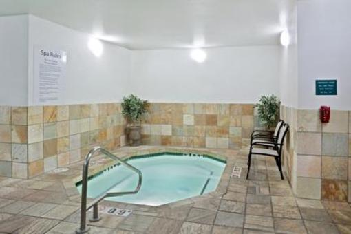 фото отеля Holiday Inn Express Medford