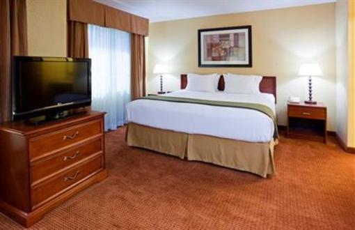 фото отеля Holiday Inn Express Hotel & Suites Stevens Point-Wisconsin Rapids