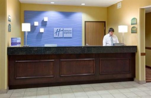 фото отеля Holiday Inn Express Hotel & Suites Stevens Point-Wisconsin Rapids