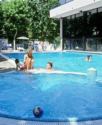 фото отеля Queen Mary Club Vacanze