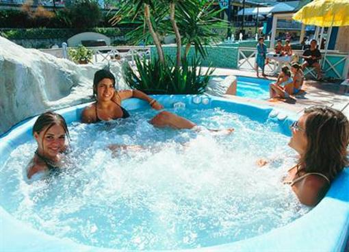 фото отеля Queen Mary Club Vacanze