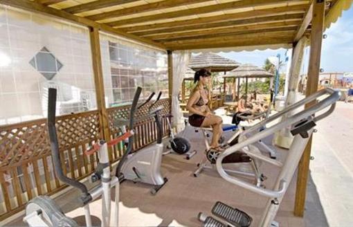 фото отеля Queen Mary Club Vacanze