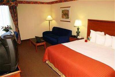 фото отеля Holiday Inn Laredo-Civic Center