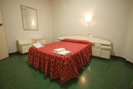 фото отеля Hostal Continental
