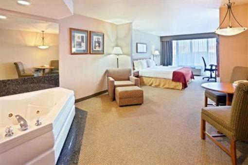 фото отеля Holiday Inn Express Hotel & Suites Idaho Falls