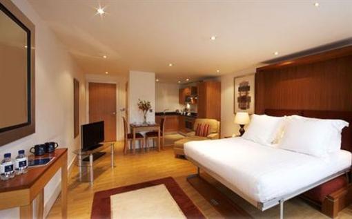фото отеля Marlin Apartments Stratford London