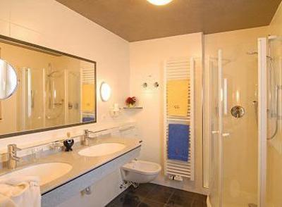 фото отеля Kneippkur & Wellvitalhotel Edelweiss