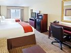 фото отеля Holiday Inn Express Lake Oswego