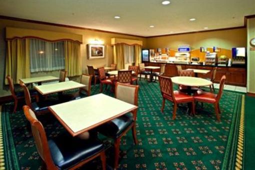 фото отеля Holiday Inn Express Middletown