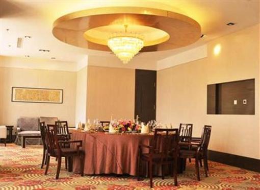 фото отеля Inzone Garland Hotel Jinan