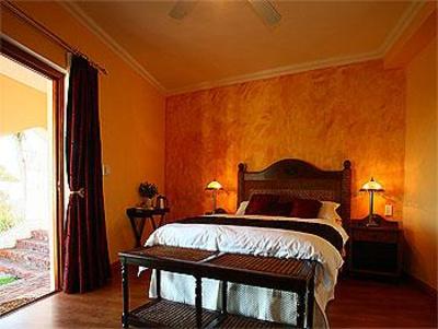 фото отеля Apricot Gardens Guesthouse Gordon's Bay