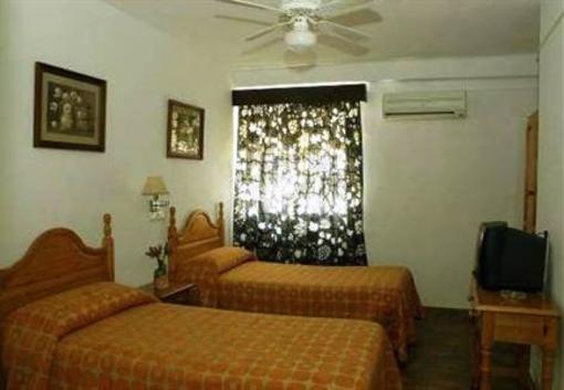 фото отеля Serramar Hostel Benalmadena