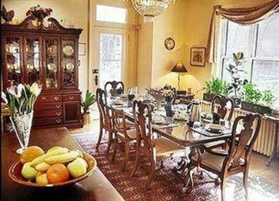 фото отеля Banting House Inn
