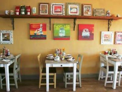фото отеля Dolphin Inn Guesthouse Mouille Point