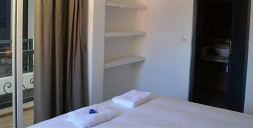 фото отеля Tweets Hotel
