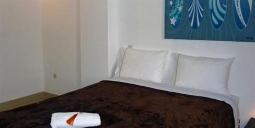 фото отеля Tweets Hotel