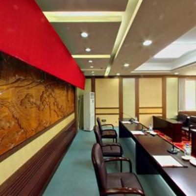 фото отеля Chunyi Hotel