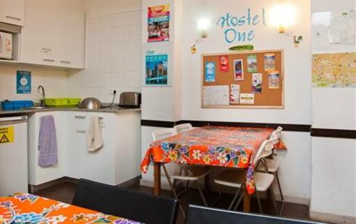 фото отеля Hostel One Sants