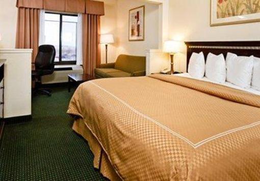 фото отеля Comfort Suites Denver International Airport