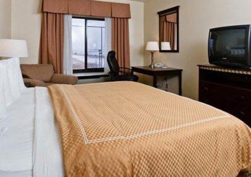 фото отеля Comfort Suites Denver International Airport