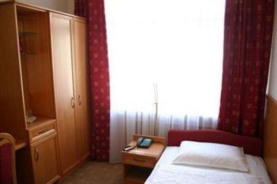 фото отеля Hotel Pension Corvinus