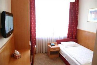 фото отеля Hotel Pension Corvinus