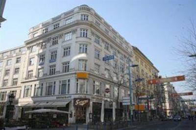 фото отеля Hotel Pension Corvinus