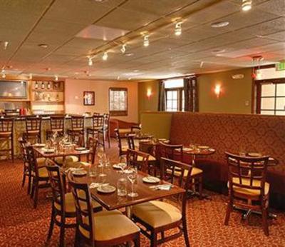 фото отеля BEST WESTERN Brookside Inn