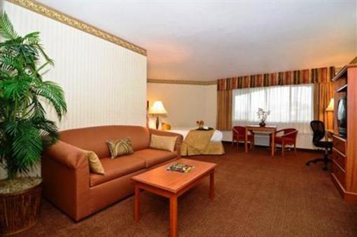 фото отеля BEST WESTERN Inn & Suites at Discovery Kingdom