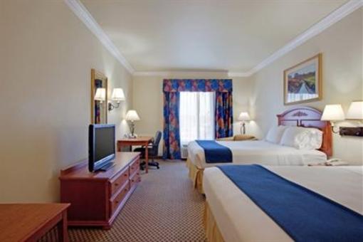фото отеля Holiday Inn Express Hotel & Suites Paso Robles