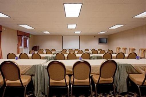 фото отеля Holiday Inn Express Hotel & Suites Paso Robles