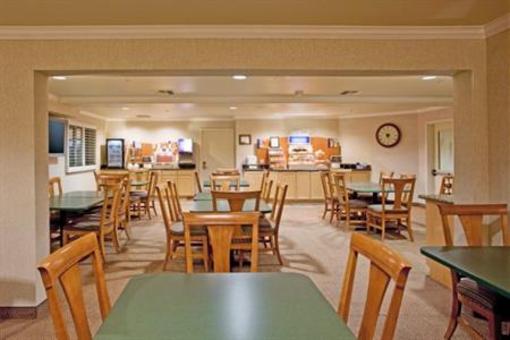 фото отеля Holiday Inn Express Hotel & Suites Paso Robles