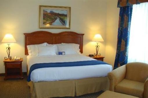 фото отеля Holiday Inn Express Hotel & Suites Paso Robles